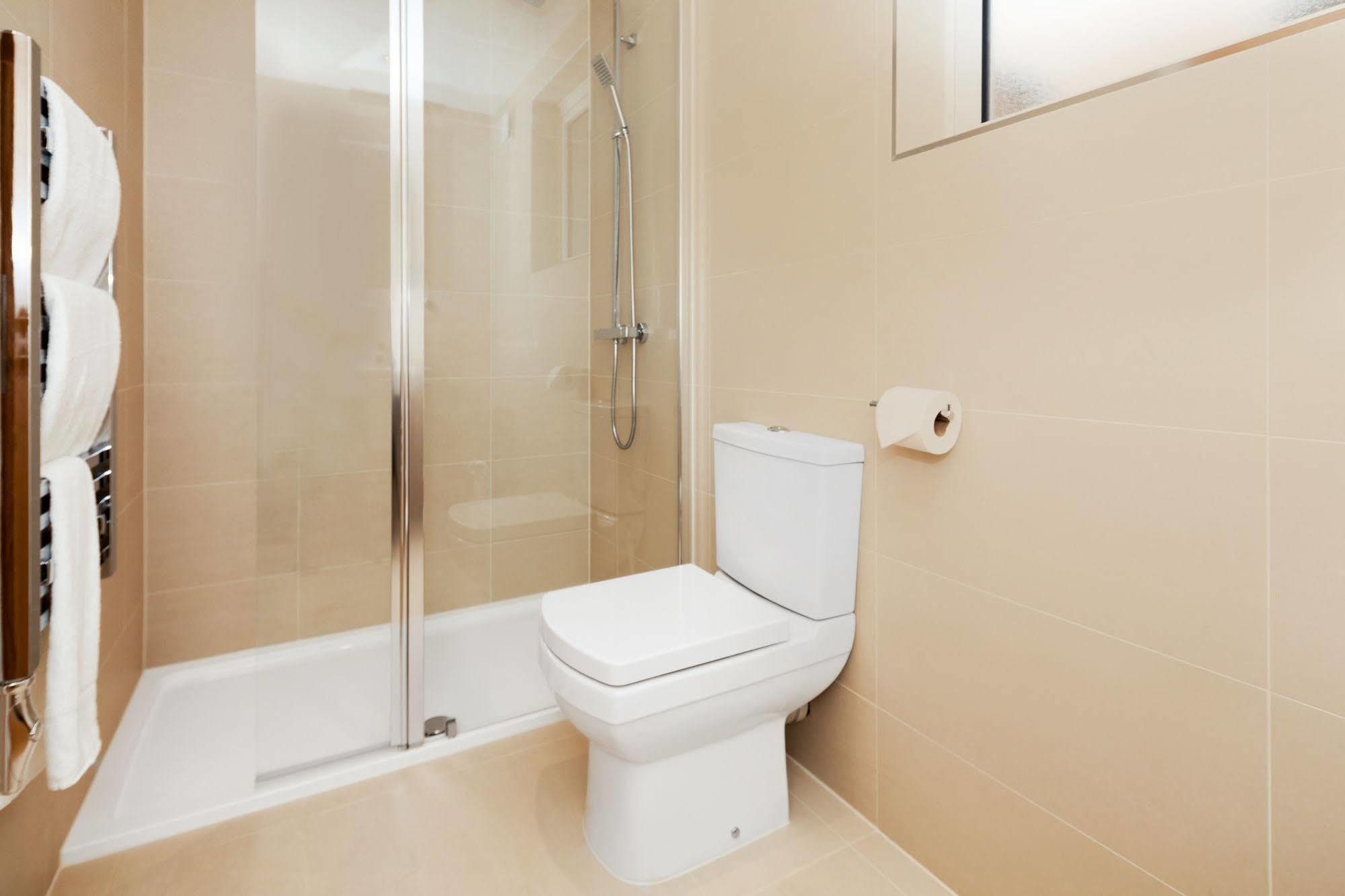 Апартаменти Access West Kensington Лондон Екстер'єр фото